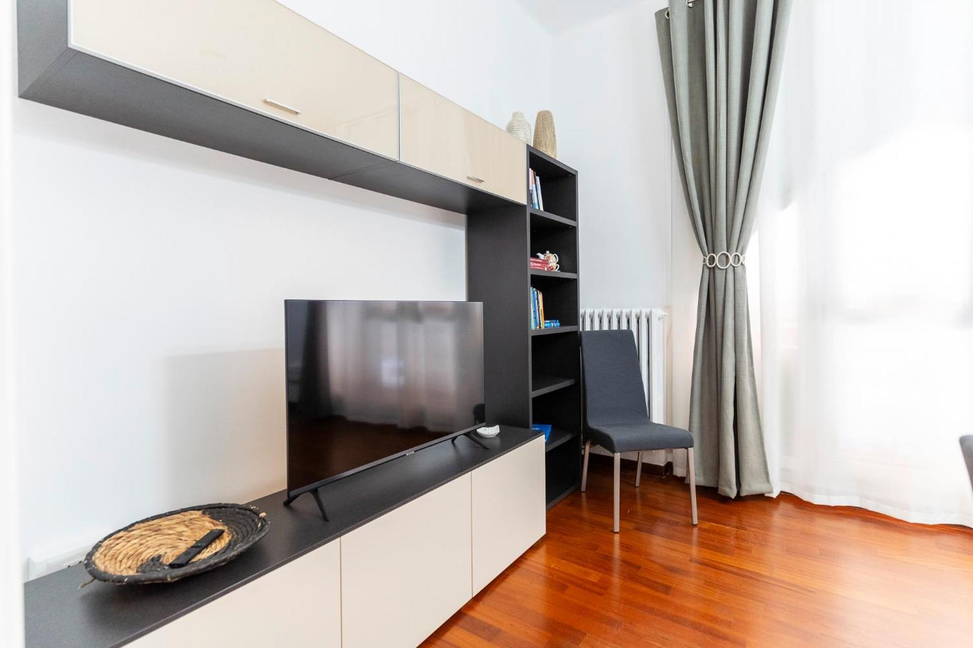 Matildeland Appartamento Centro Storico - Via Indipendenza Bologna Ngoại thất bức ảnh