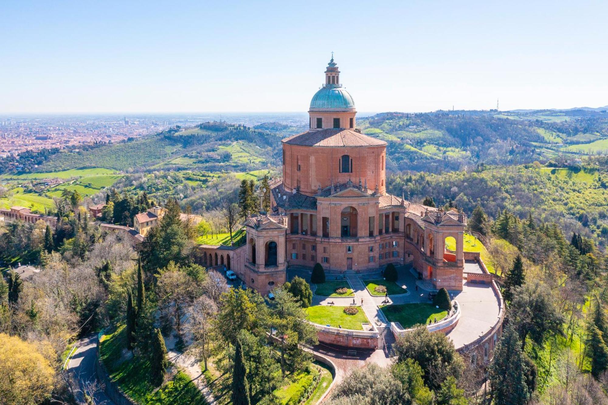 Matildeland Appartamento Centro Storico - Via Indipendenza Bologna Ngoại thất bức ảnh