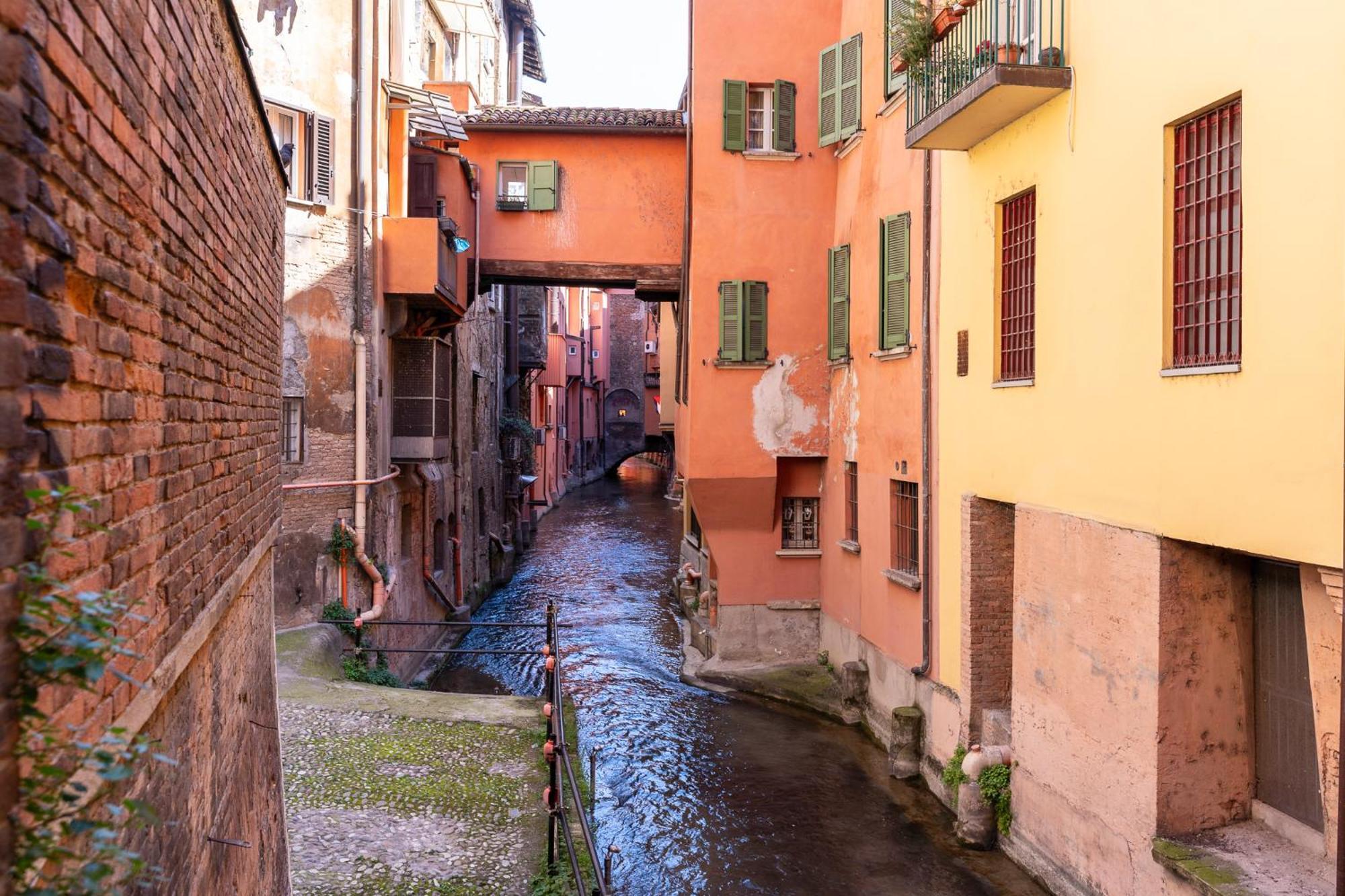 Matildeland Appartamento Centro Storico - Via Indipendenza Bologna Ngoại thất bức ảnh