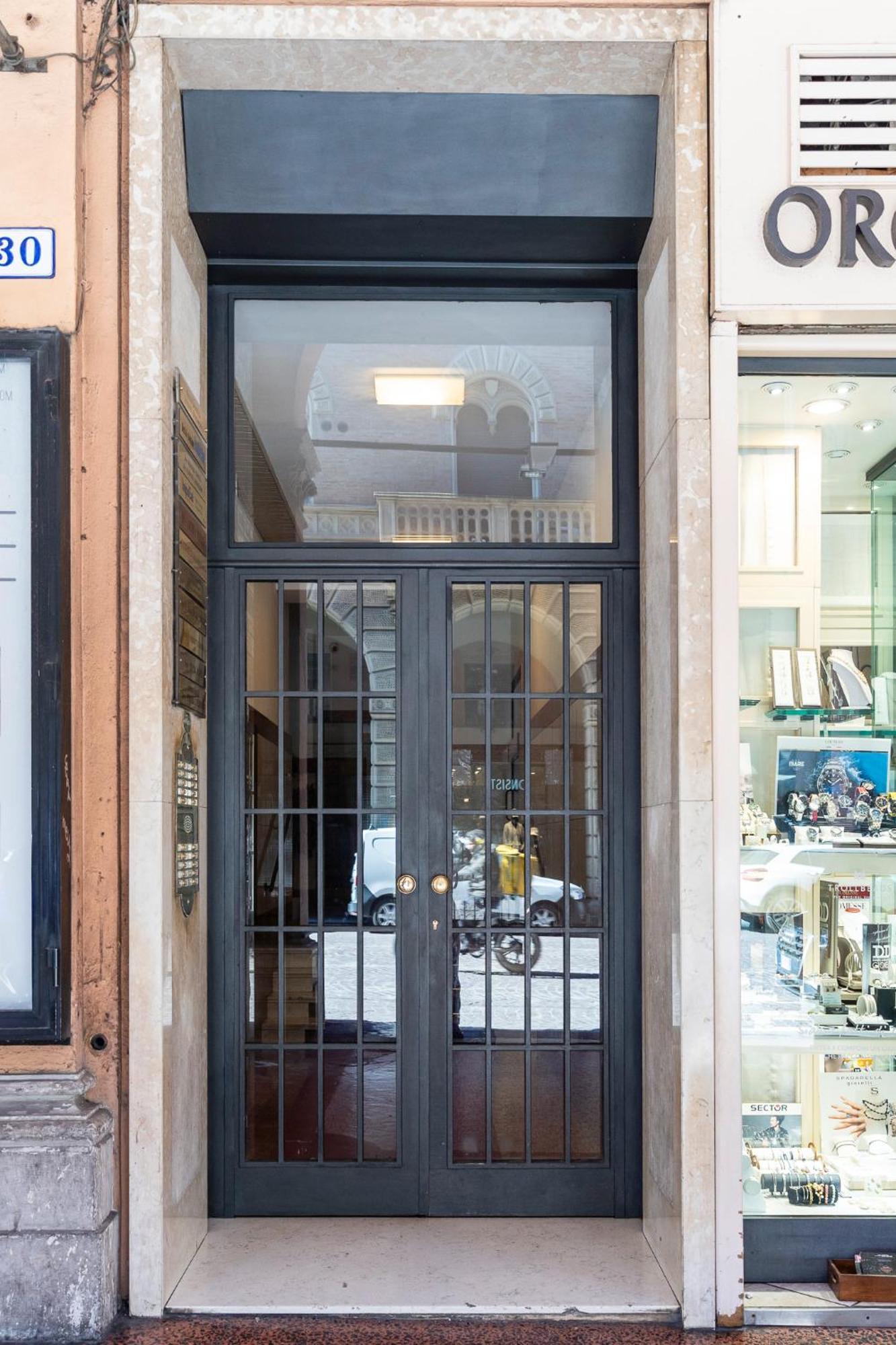 Matildeland Appartamento Centro Storico - Via Indipendenza Bologna Ngoại thất bức ảnh